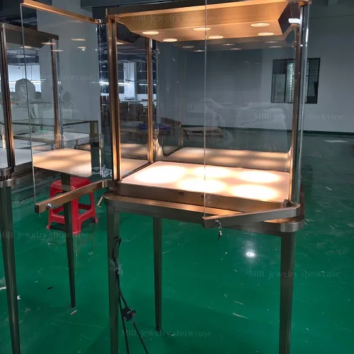 弧形玻璃珠宝展柜定制 高端轻奢珠宝店立式展示柜 商用展柜工厂直供