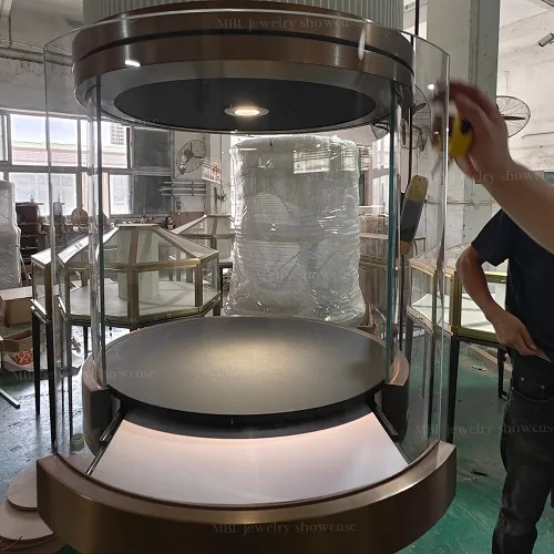 圆柱玻璃珠宝展柜 360&deg;全景展示 玫瑰金不锈钢高端定制款