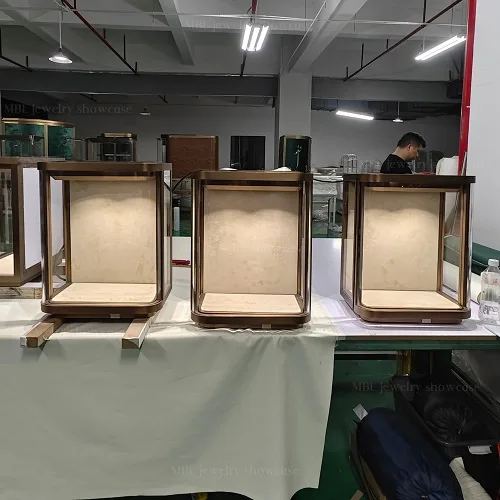 外挂式壁挂珠宝展示柜 轻奢古铜色不锈钢单层玻璃陈列柜定制