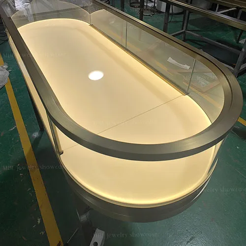 马孛罗珠宝展柜定制实拍图