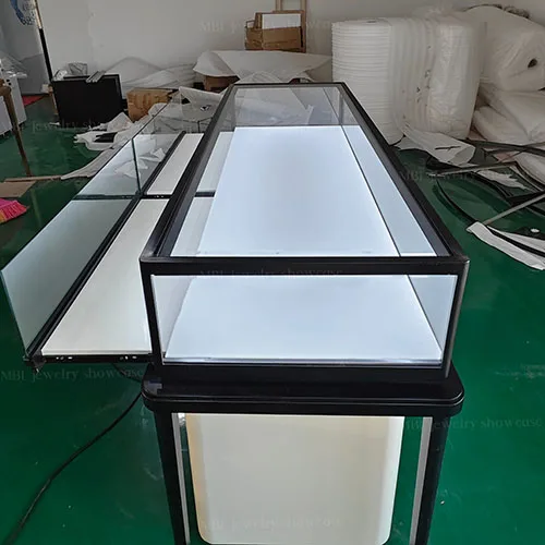 现代极简珠宝门店销售柜 黑白玻璃展示柜 首饰店LED发光销售柜台