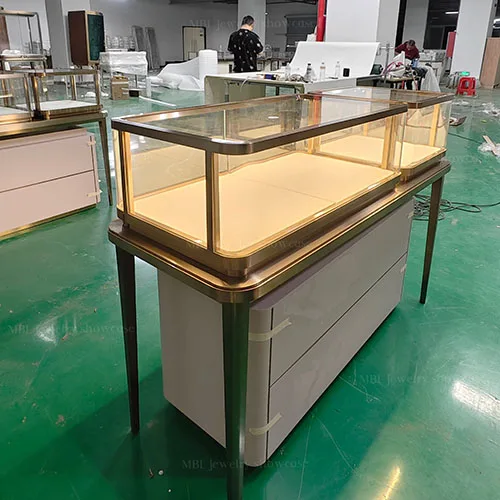 组合式珠宝门店销售柜 拉丝香槟金玻璃展示柜 首饰店LED发光销售柜台
