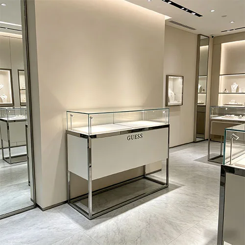 GUESS同款奢侈品展柜_不锈钢镜面珠宝展示柜_品牌首饰陈列柜定制厂家