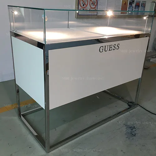 GUESS同款奢侈品展柜_不锈钢镜面珠宝展示柜_品牌首饰陈列柜定制厂家
