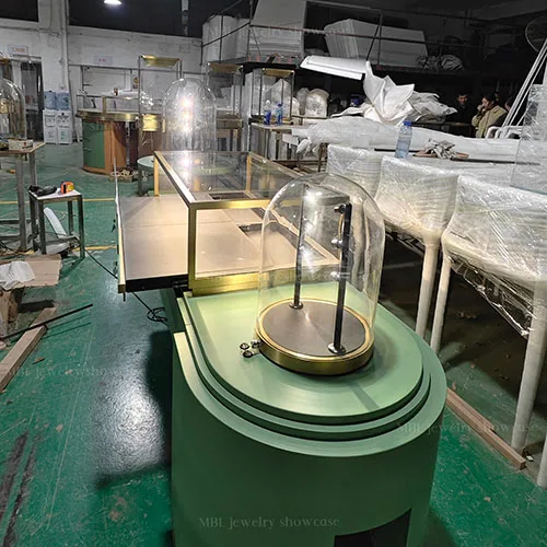 马孛罗珠宝展柜定制实拍图
