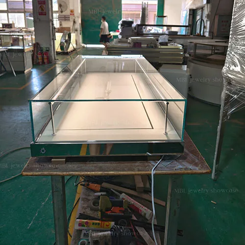高端珠宝展示柜定制 商场/品牌店不锈钢玻璃珠宝展柜 厂家直供
