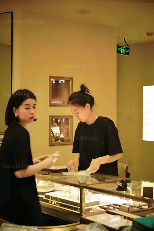SHIDAN高端珠宝店 | 轻奢高级风空间全案落地