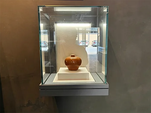 博物馆专用壁挂式文物展柜 恒温恒湿独立展示柜 可定制